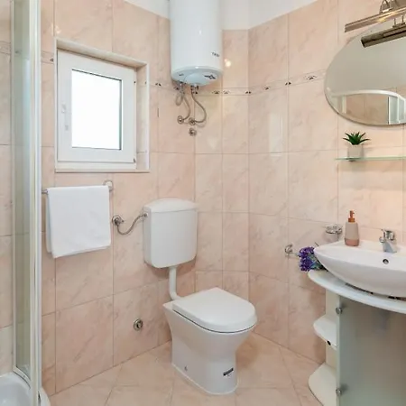 Villa Filomena - Omis By Guide *