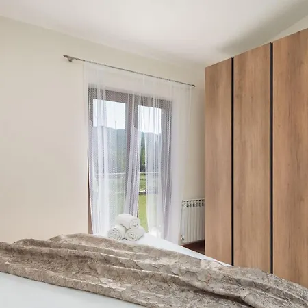 Filomena - Omis By Guide *
